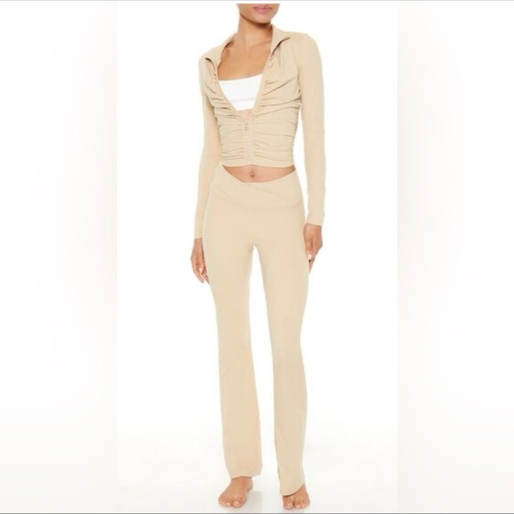 Forever 21 Active Leggings L Desert Sand
Beige NWT - Picture 4 of 11